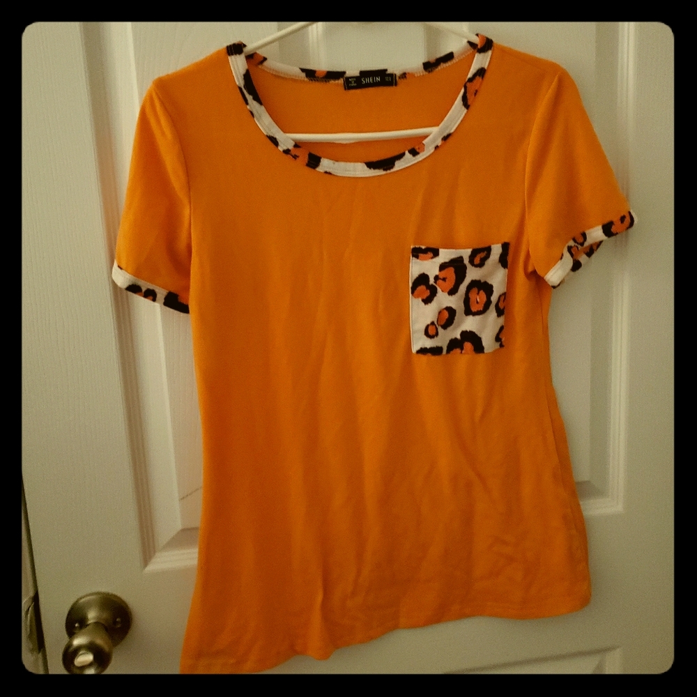 Orange women's t-shirt size M